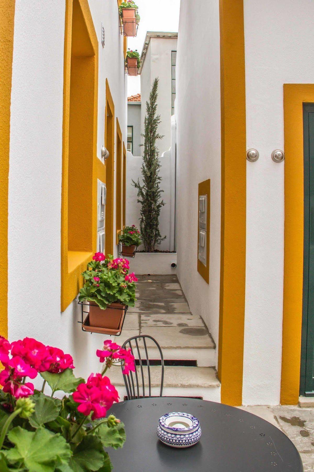 Imperium Lisbon Village Bagian luar foto